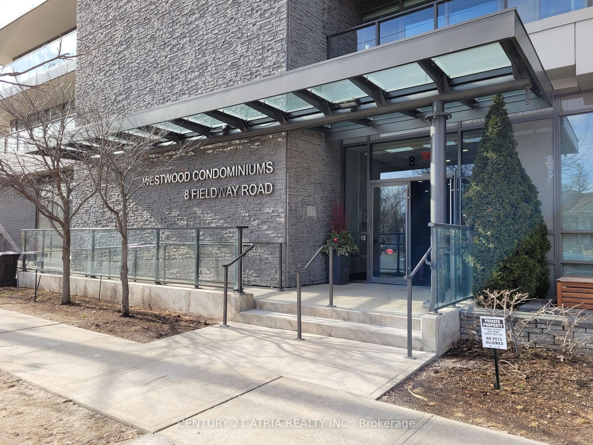 8 Fieldway Rd, #516