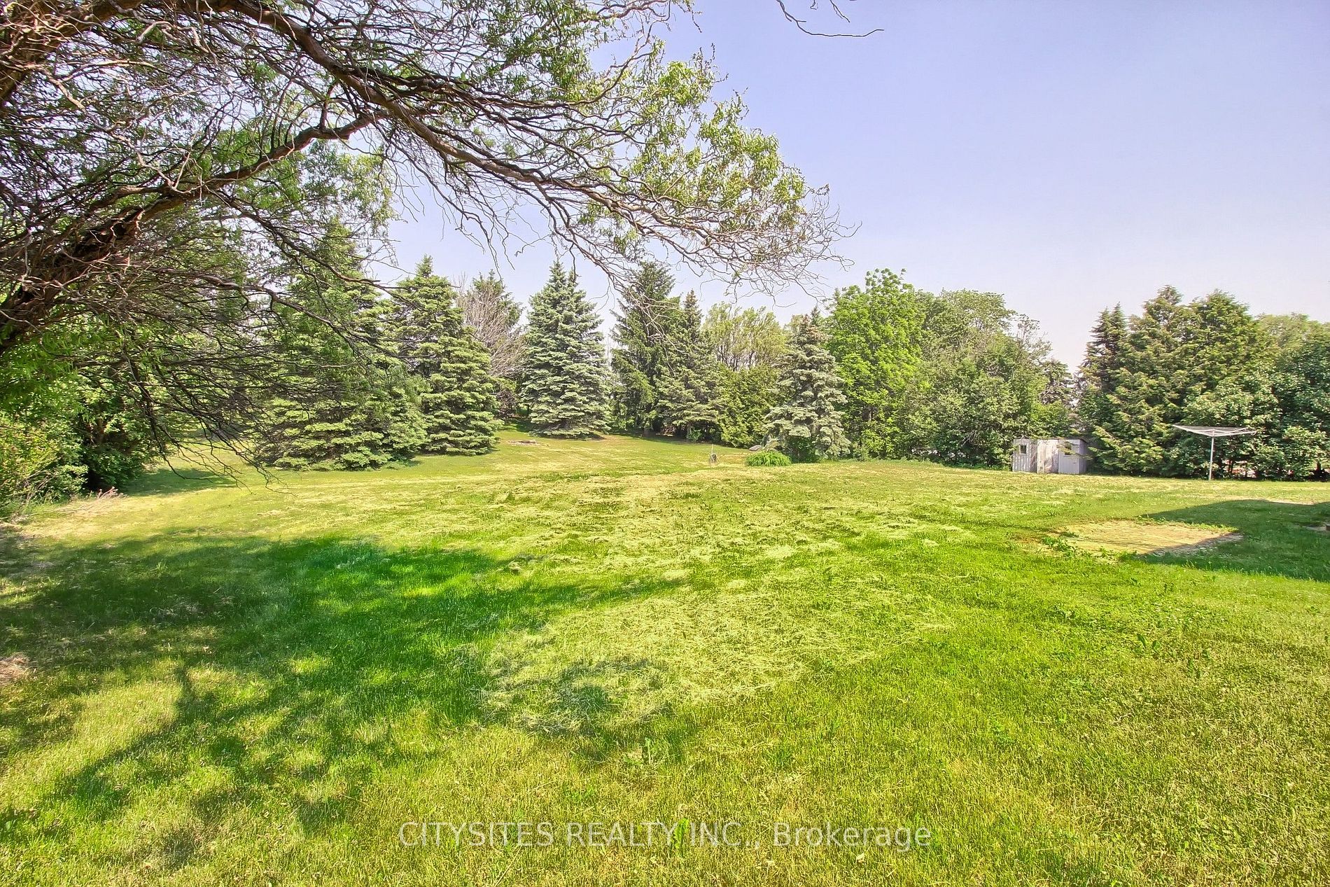 14773 Innis Lake Rd