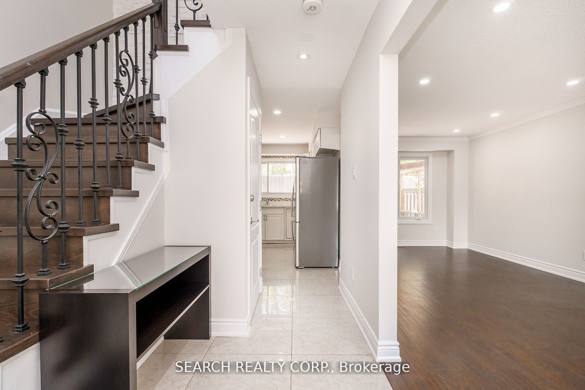 51 Sutter Ave
