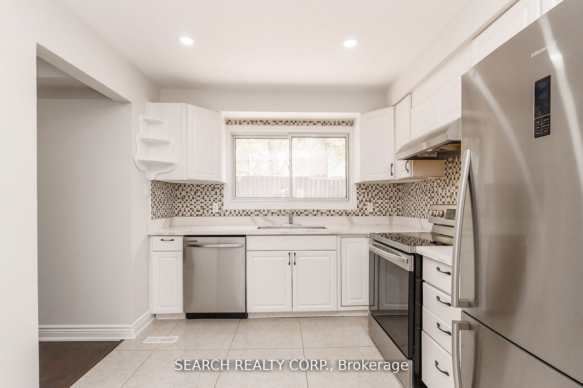 51 Sutter Ave