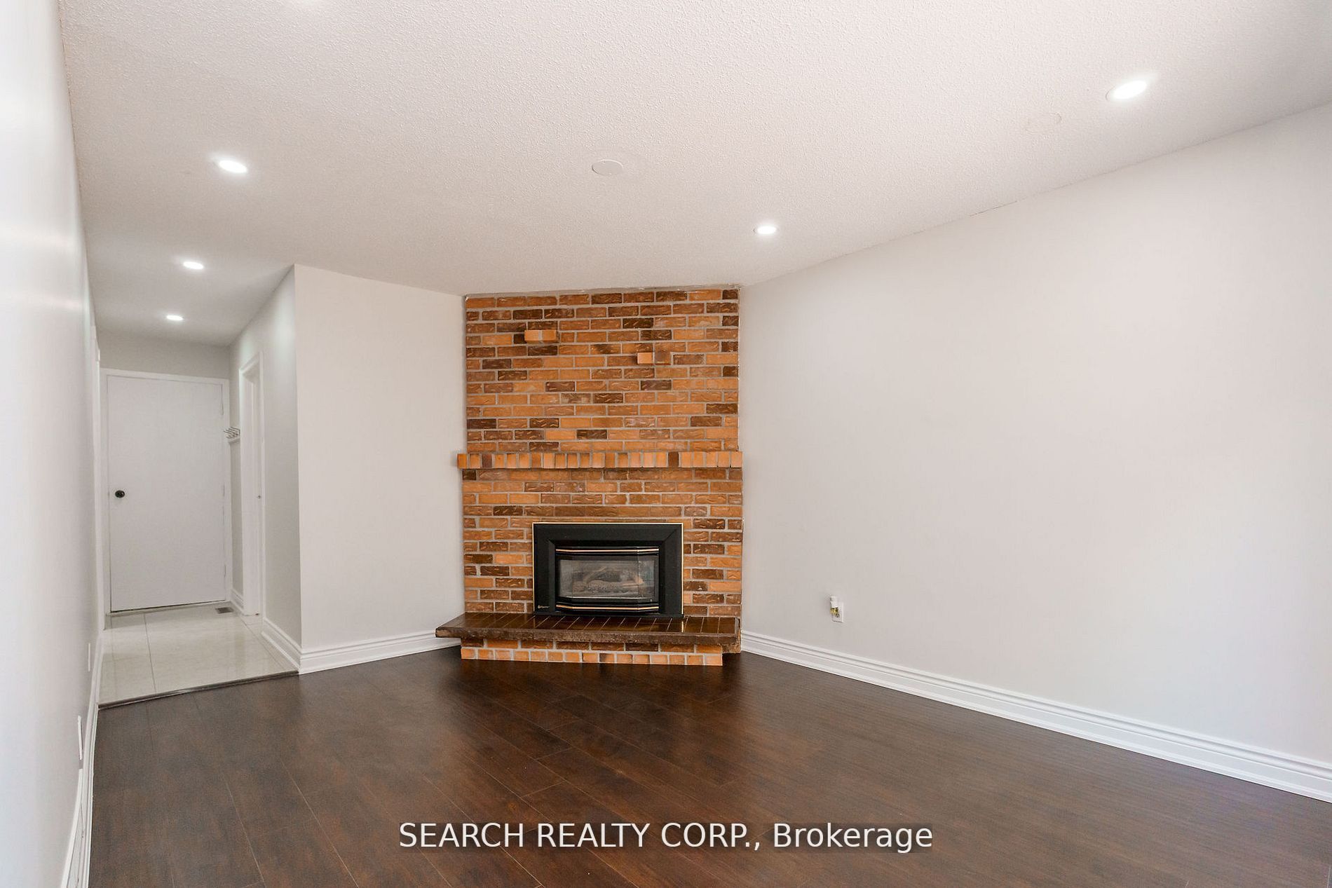 51 Sutter Ave