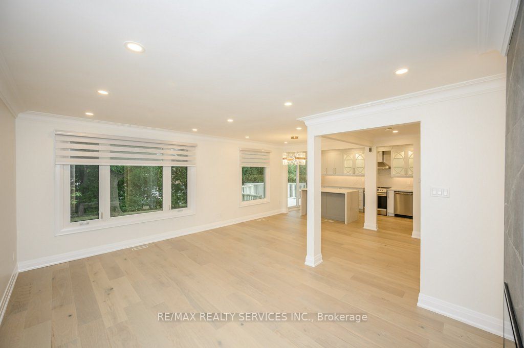 1317 Falgarwood Dr