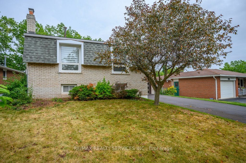 1317 Falgarwood Dr