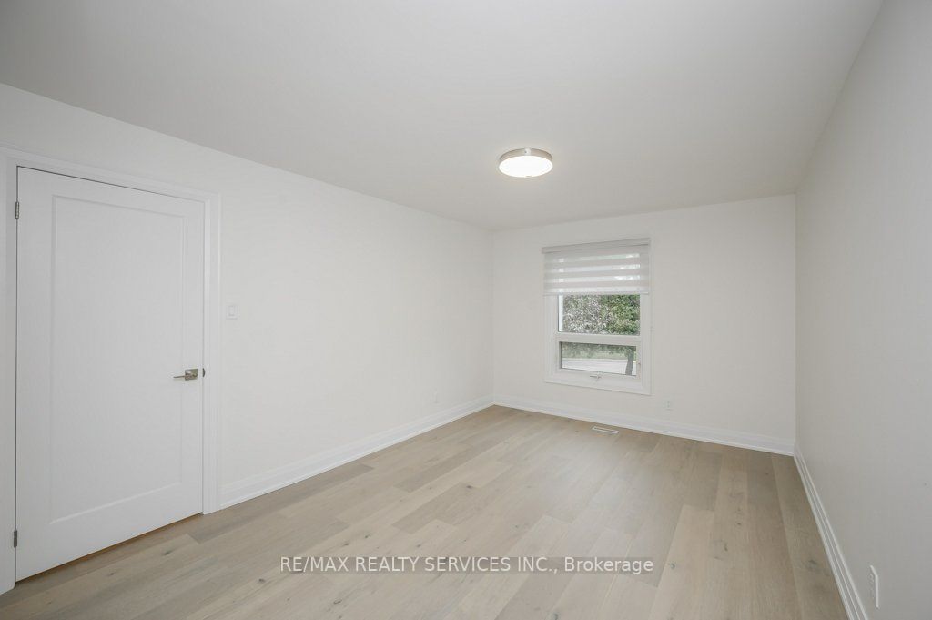 1317 Falgarwood Dr