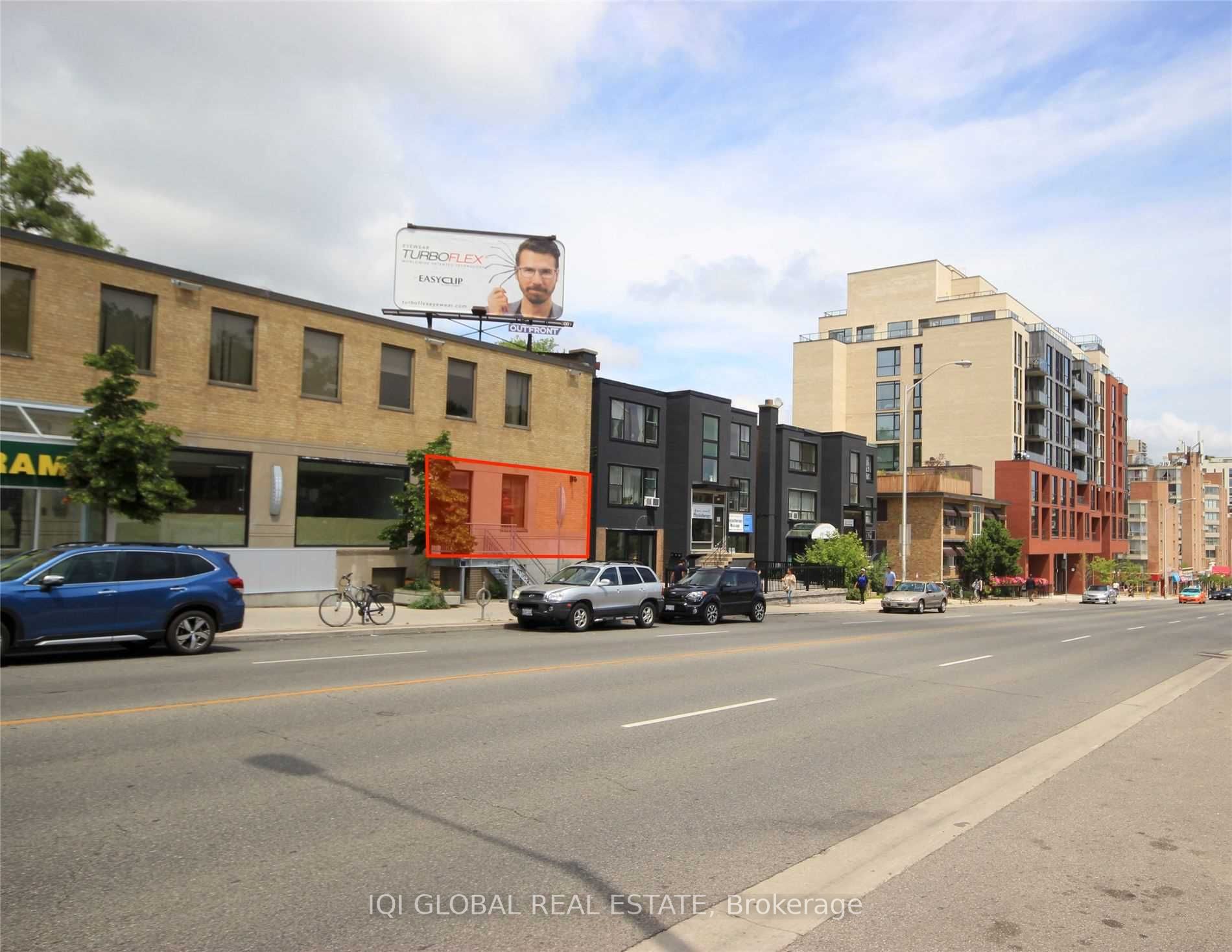 2150 Bloor St W, #202
