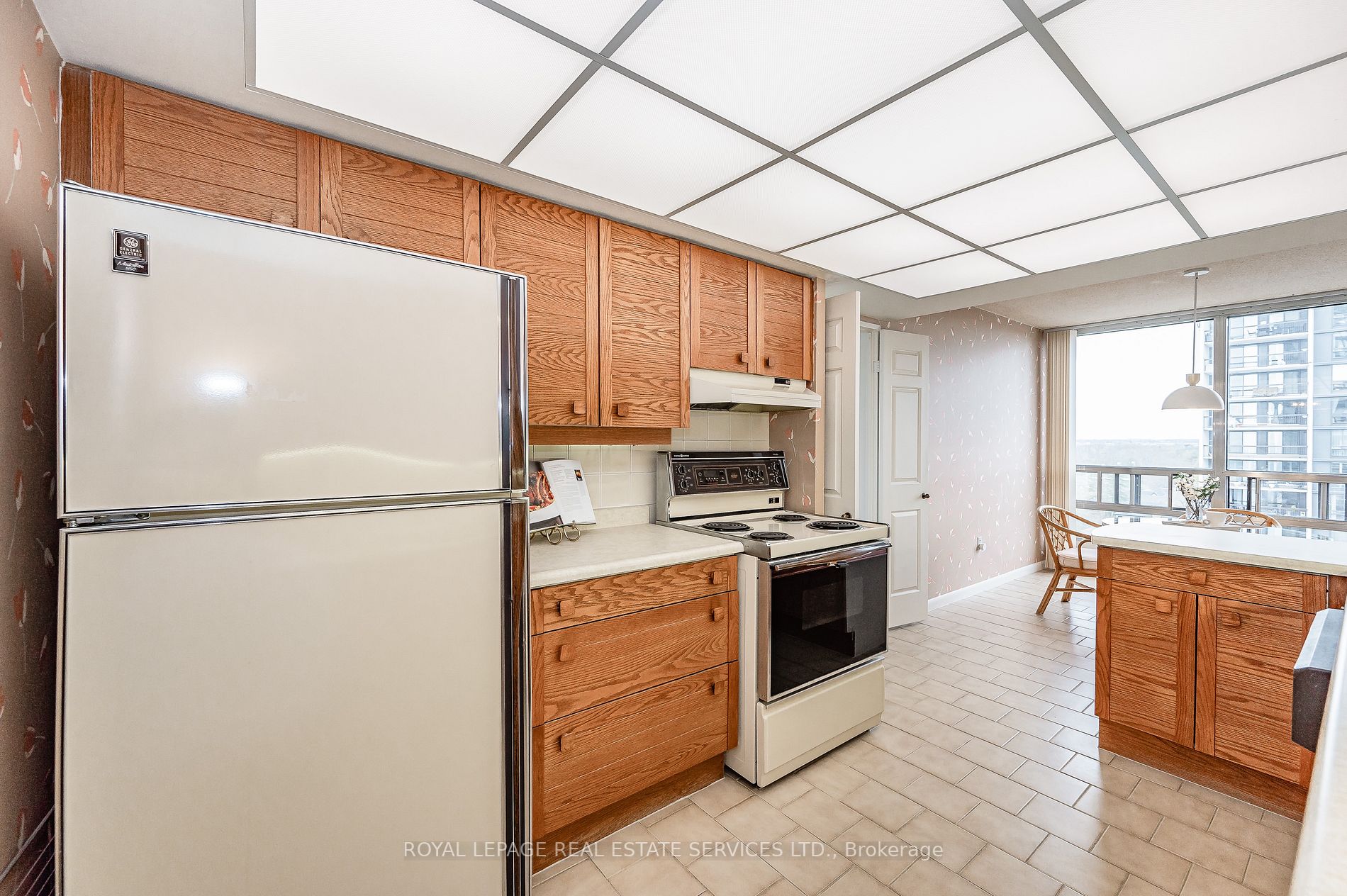 2170 Marine Drive, #1102