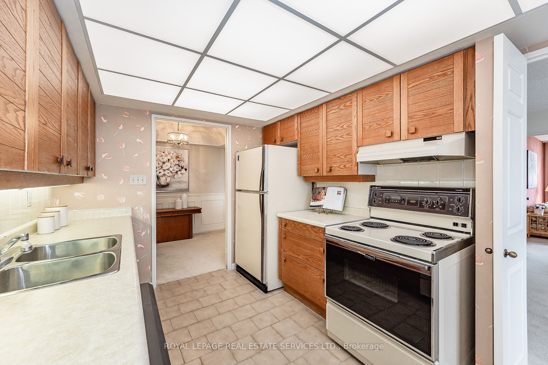 2170 Marine Drive, #1102
