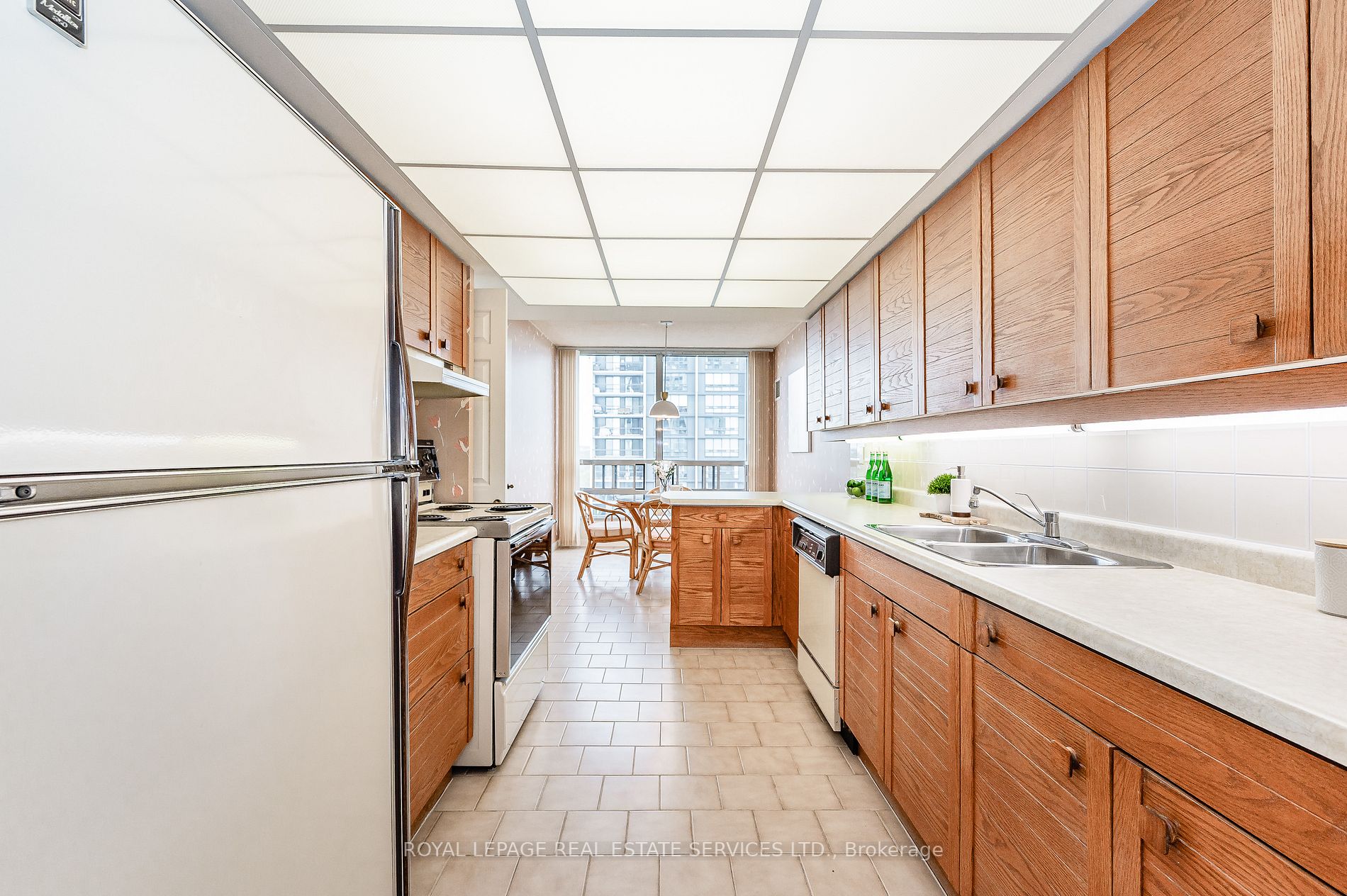 2170 Marine Drive, #1102