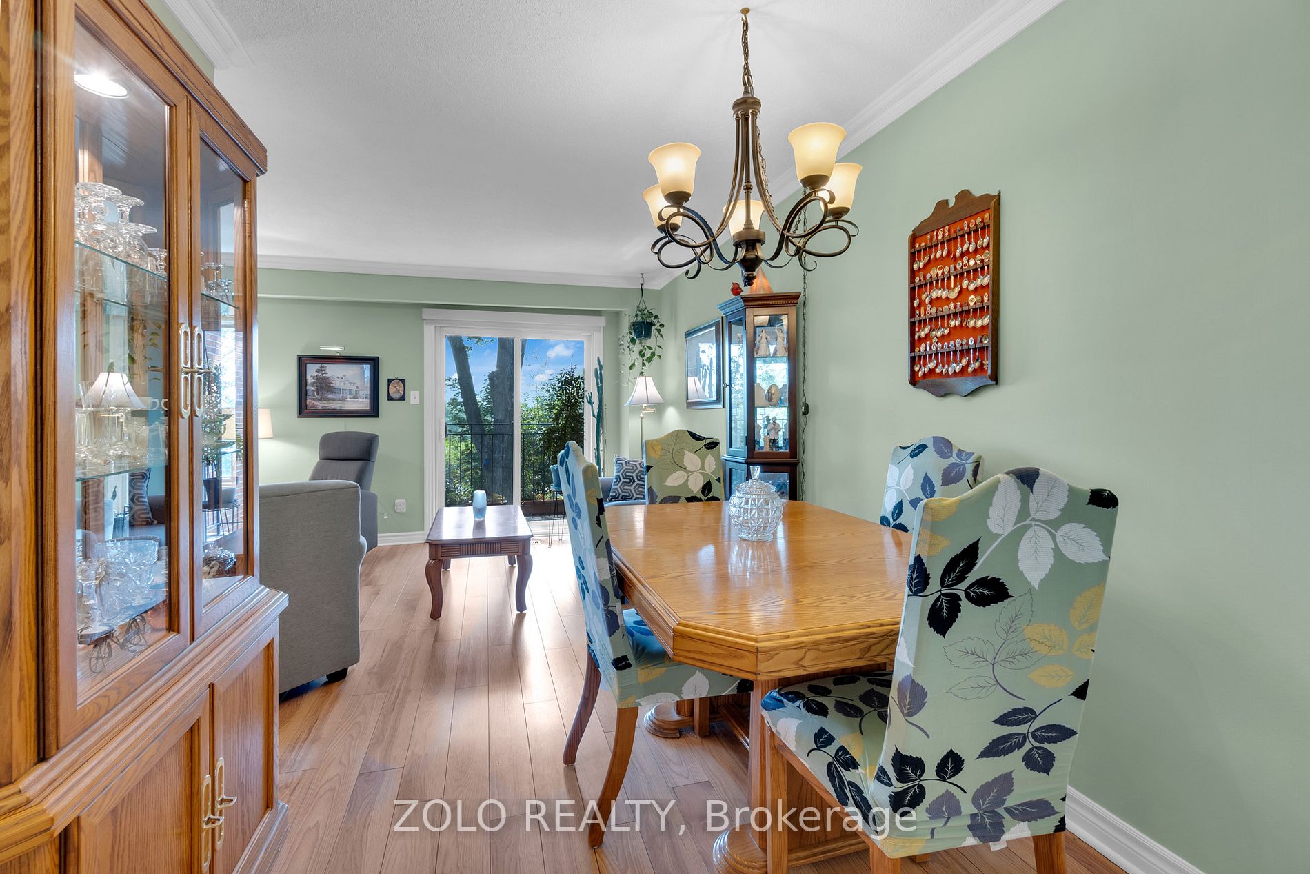 33 Dawson Crescent, #33