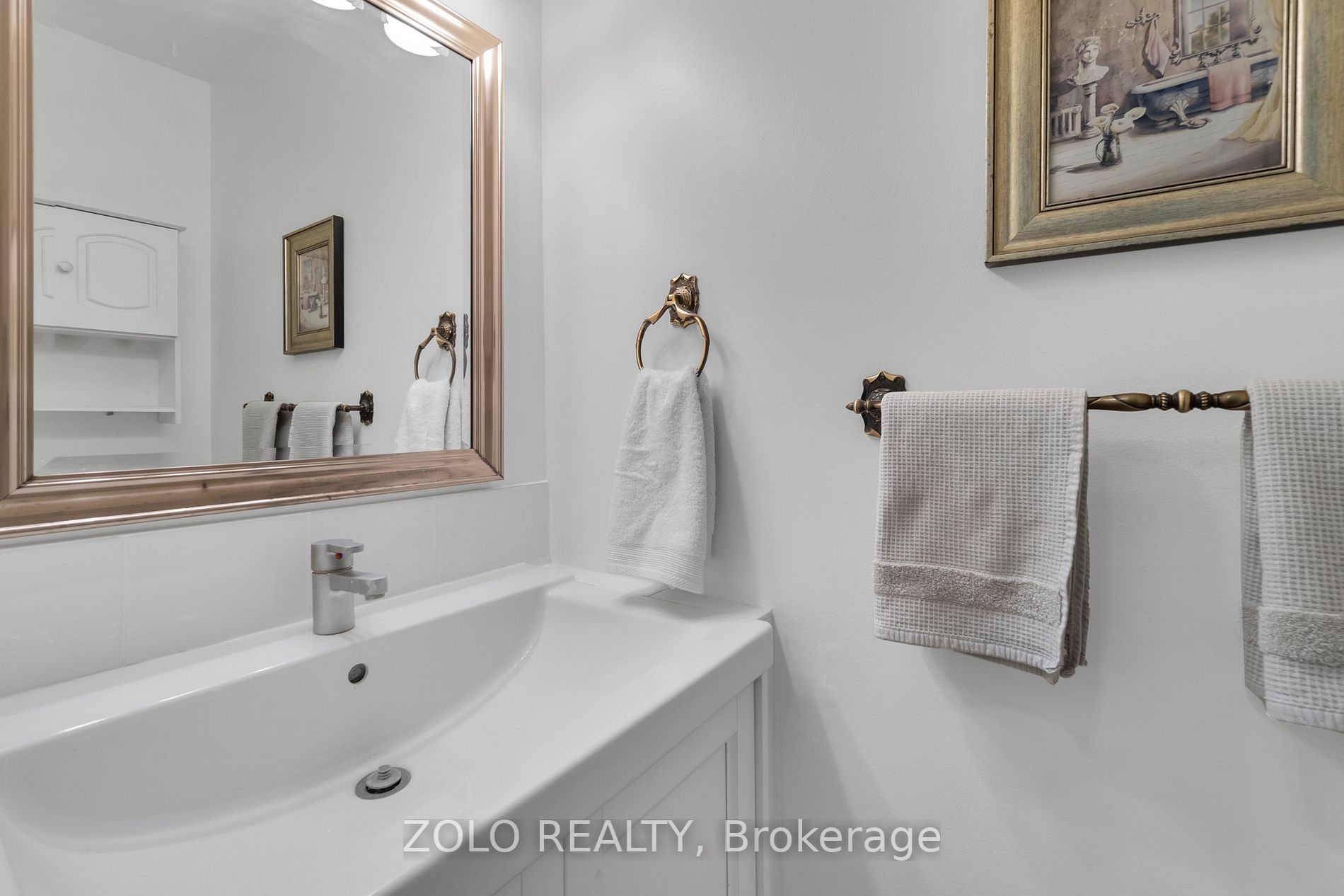 33 Dawson Crescent, #33