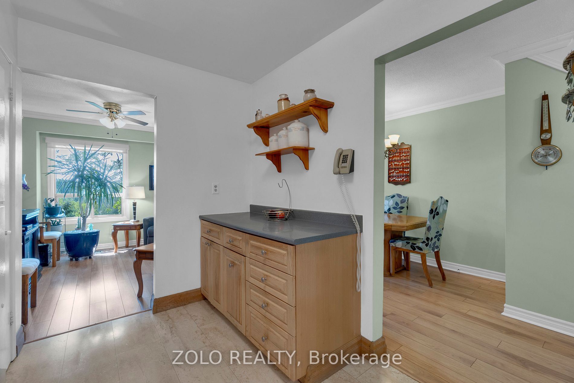 33 Dawson Crescent, #33