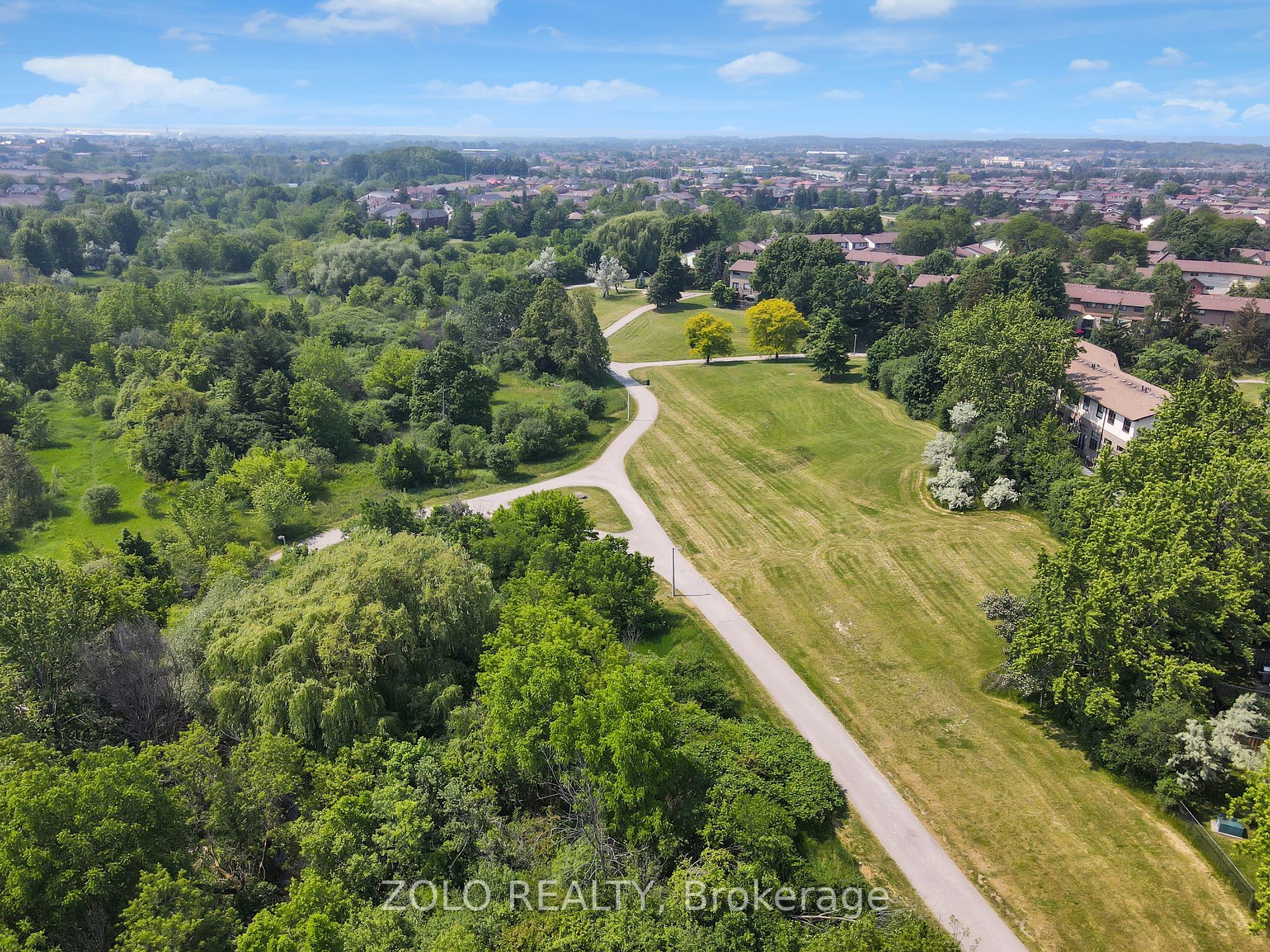 33 Dawson Crescent, #33