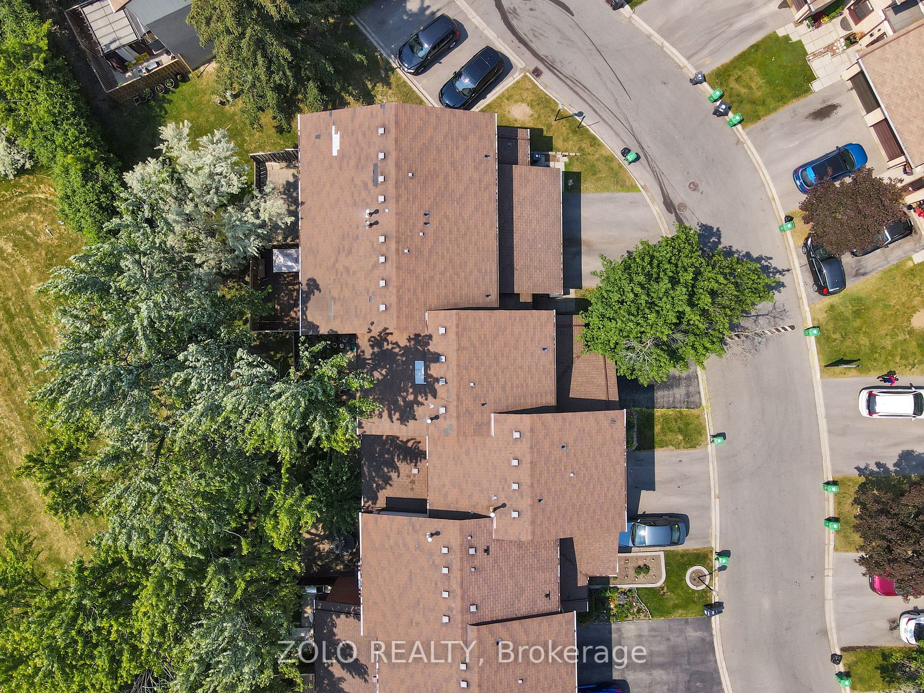 33 Dawson Crescent, #33