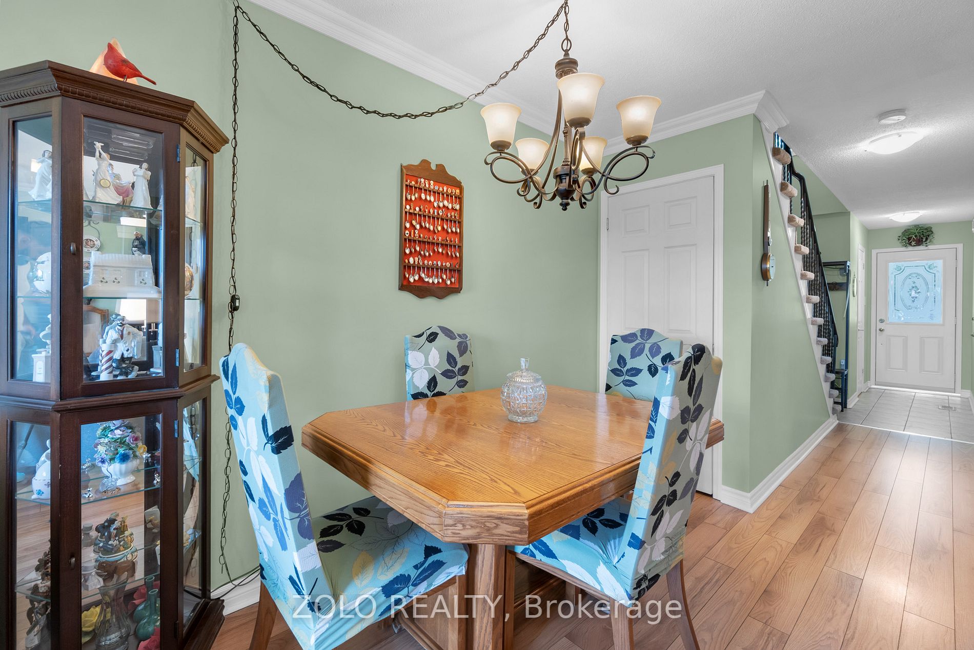 33 Dawson Crescent, #33