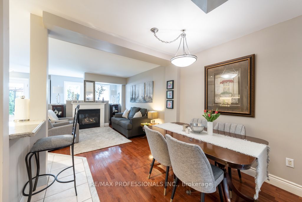 1064 Queen St W, #8A