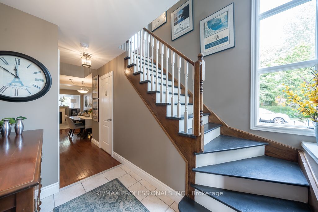 1064 Queen St W, #8A