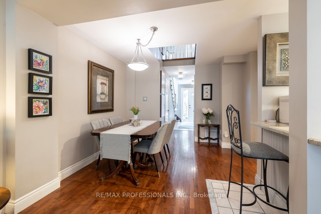 1064 Queen St W, #8A