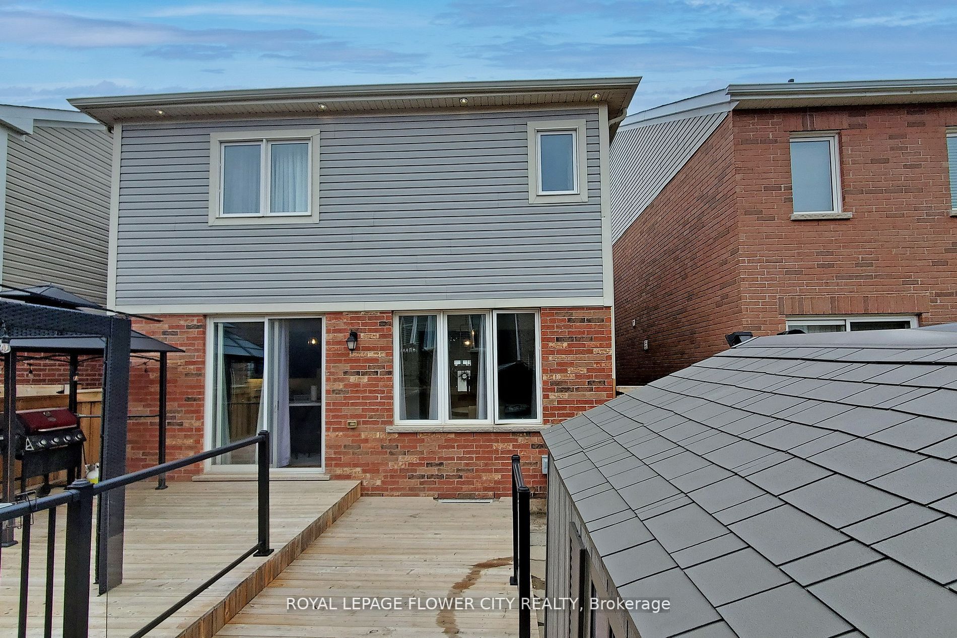 439 Grey Landing Dr S