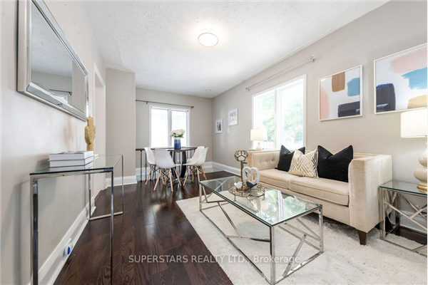 53 Regent St, Toronto