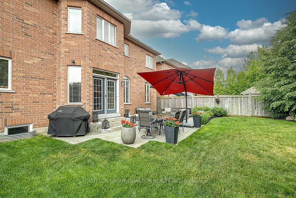 3313 Mistwell Crescent