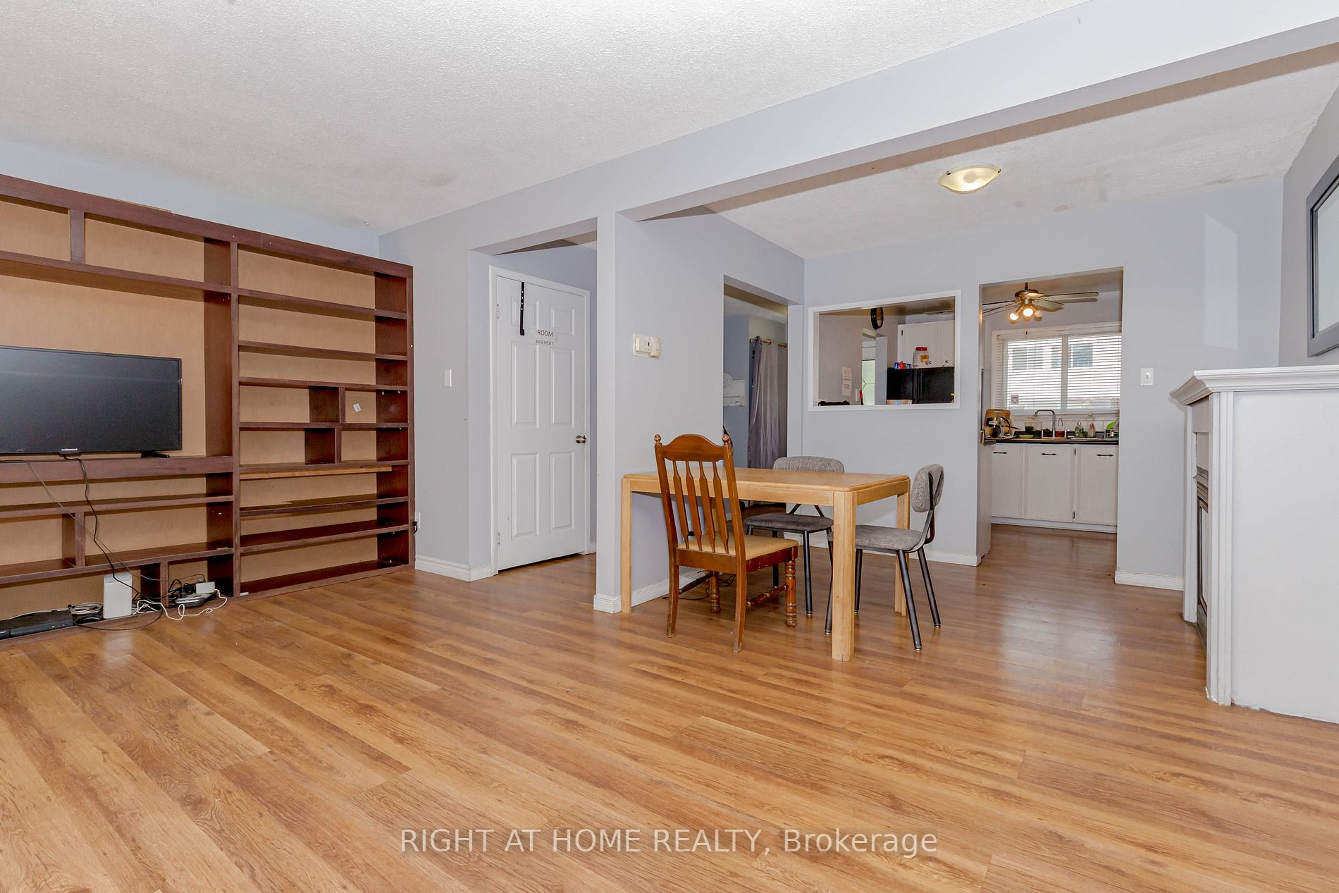 17 Hedley Court
