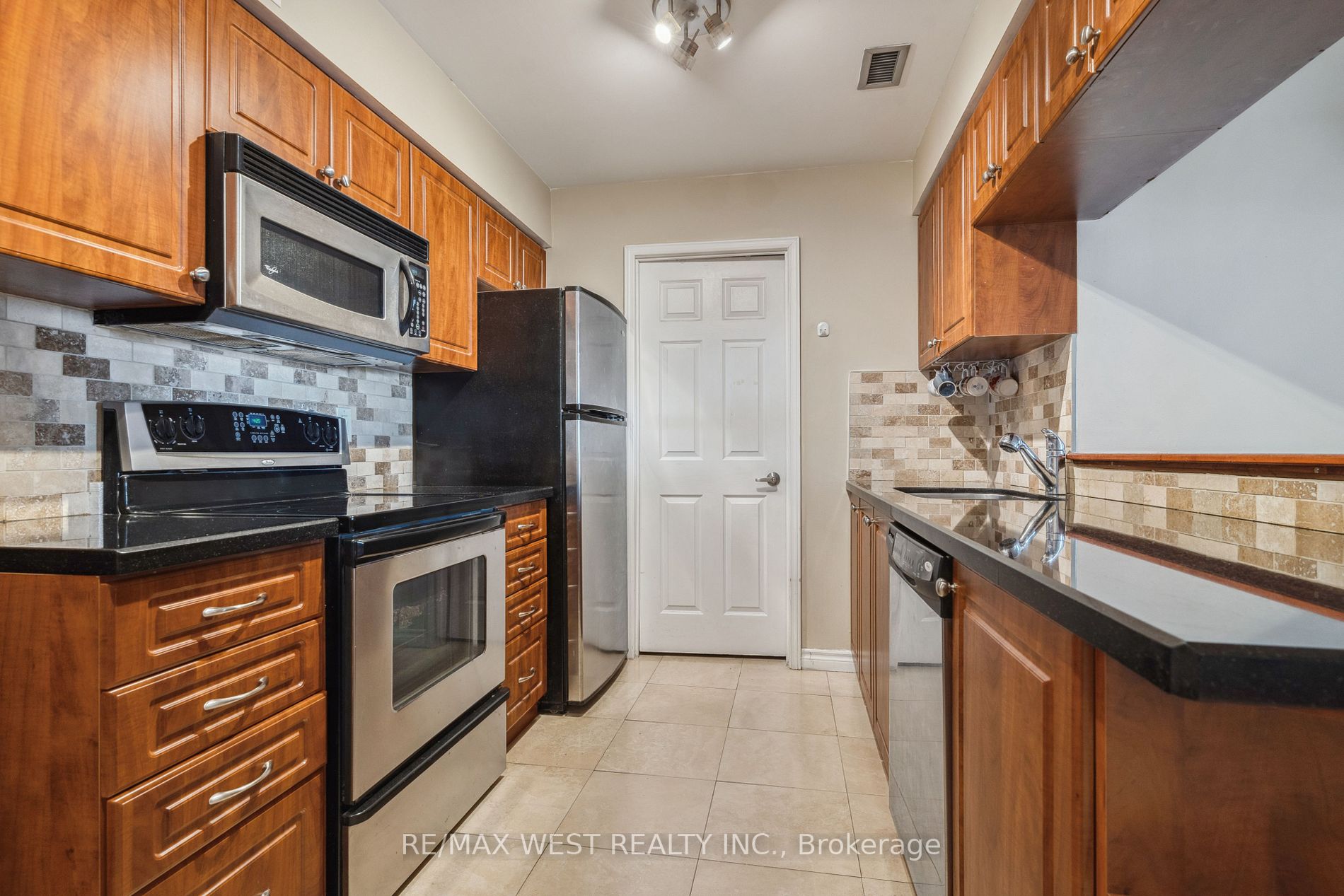 Listing W6126420 - Large Photo # 5
