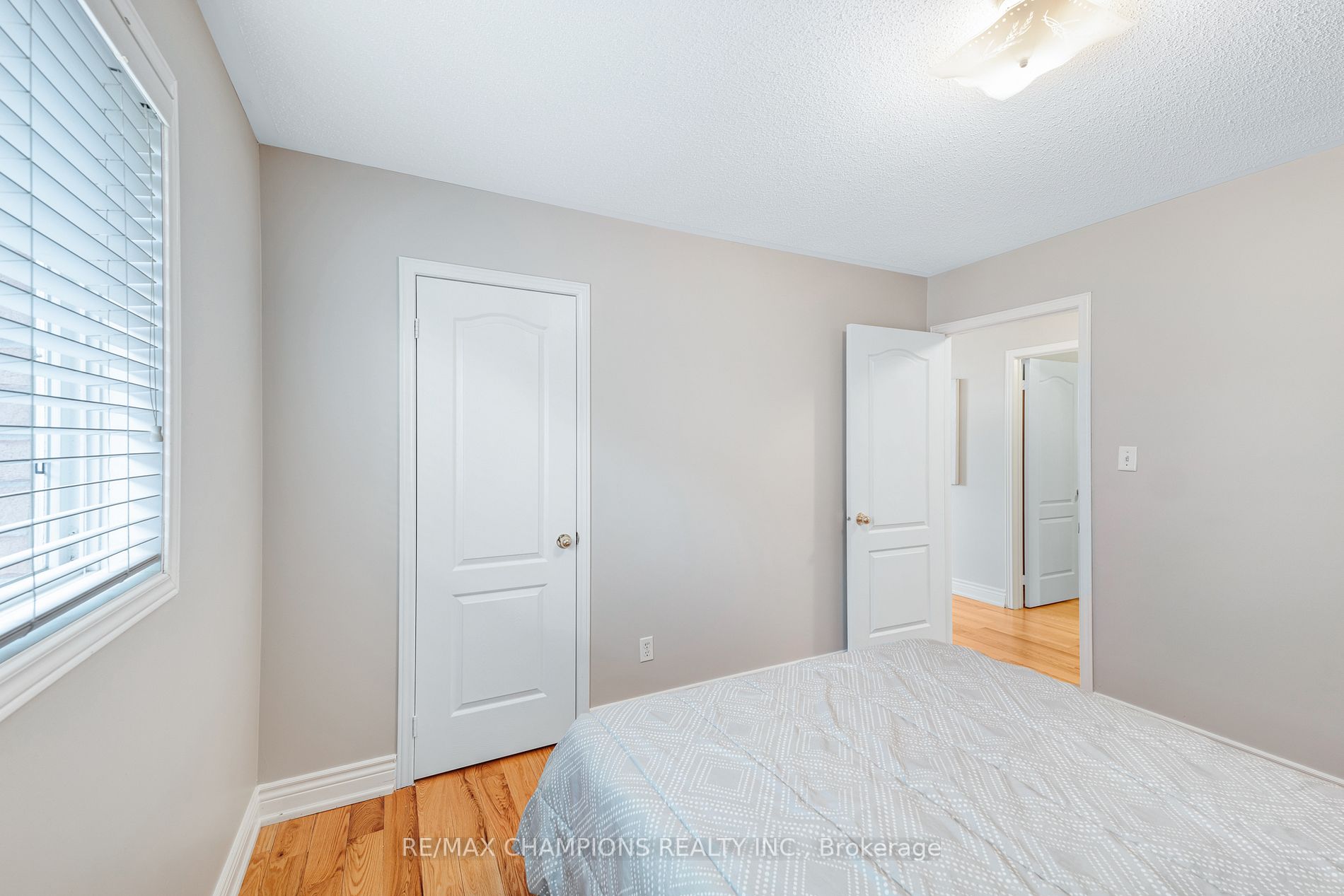 Listing W6126600 - Large Photo # 24