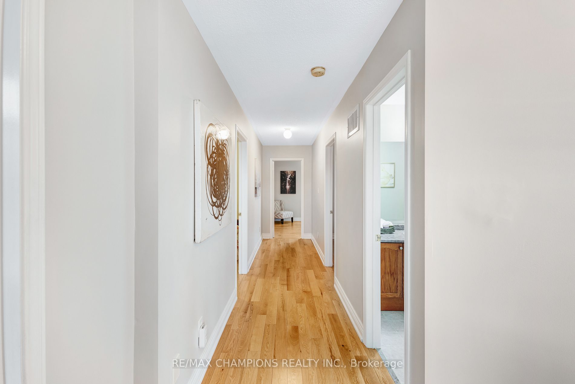 Listing W6126600 - Large Photo # 17