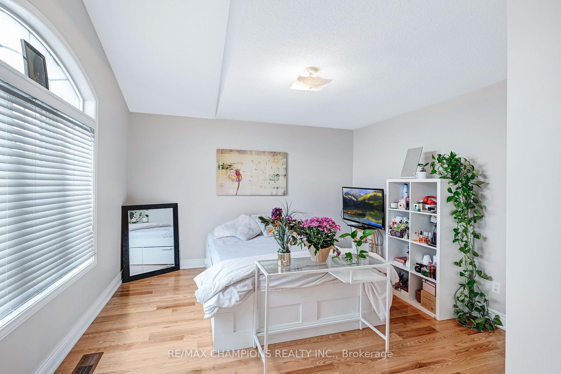 Listing W6126600 - Large Photo # 27