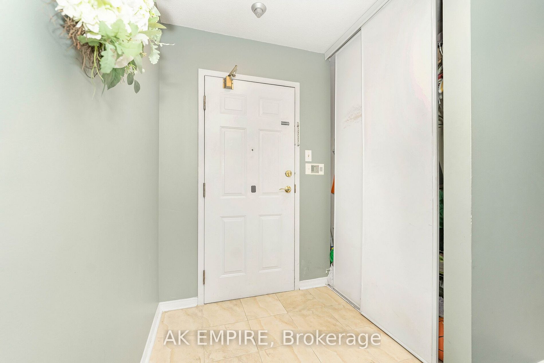 Listing W6126924 - Large Photo # 8