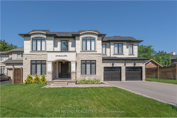 390 Sandhurst Dr, Oakville