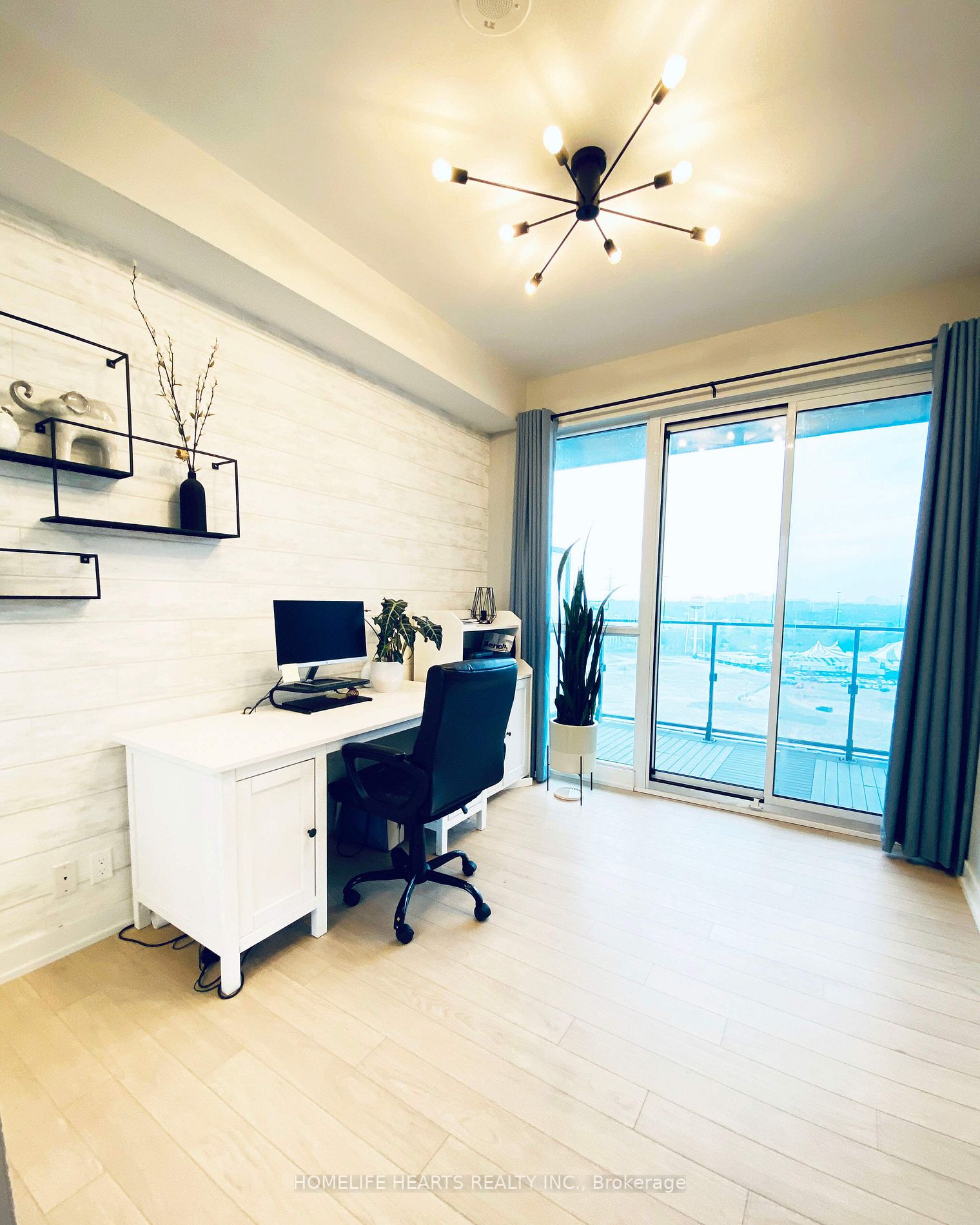 10 Park Lawn Rd, #1309