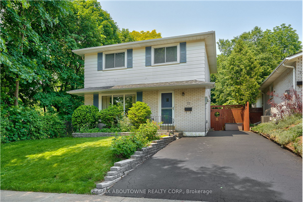 77 Mccraney St W, Oakville