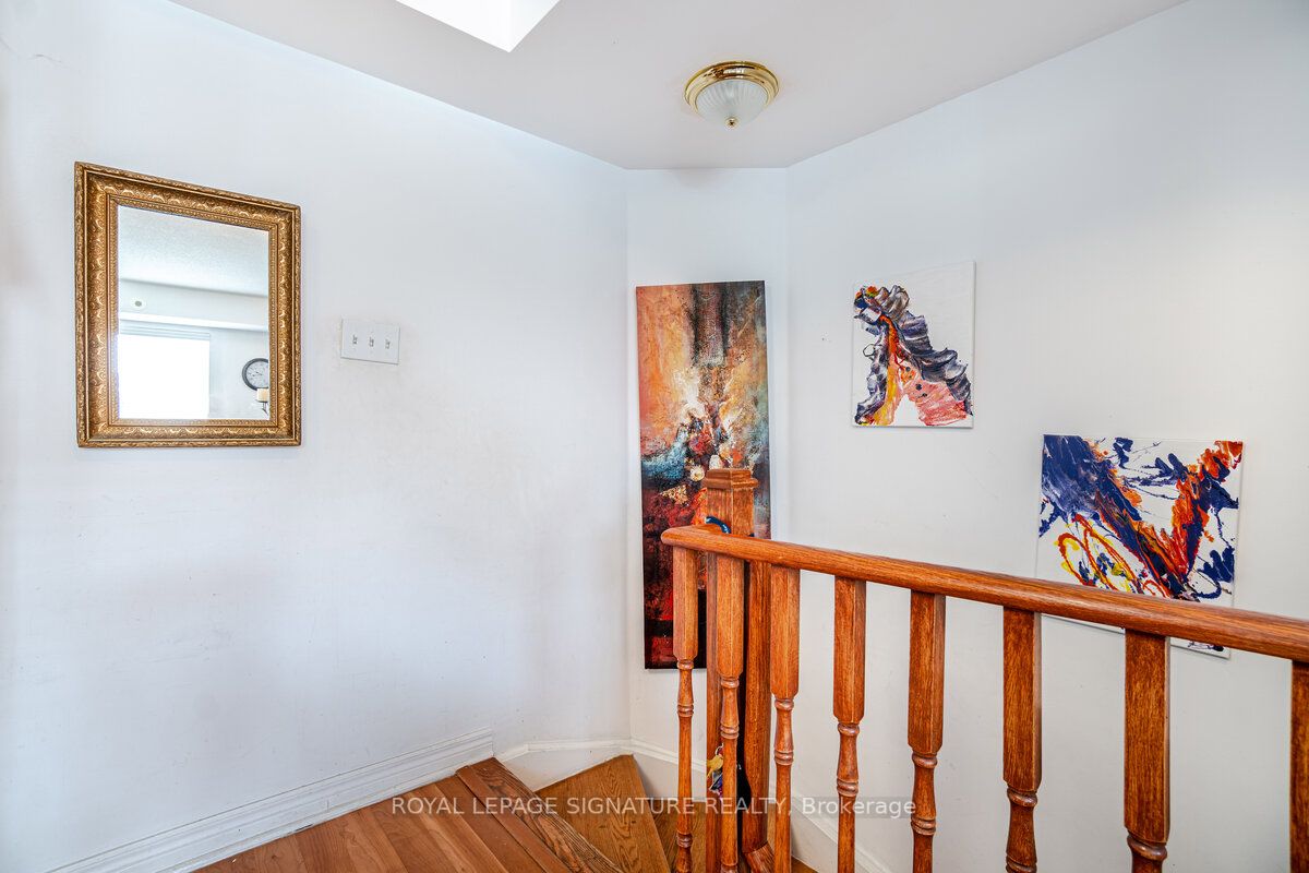 115 George Appleton Way, #2137