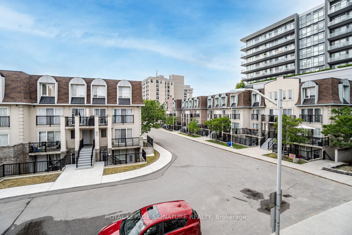 115 George Appleton Way, #2137