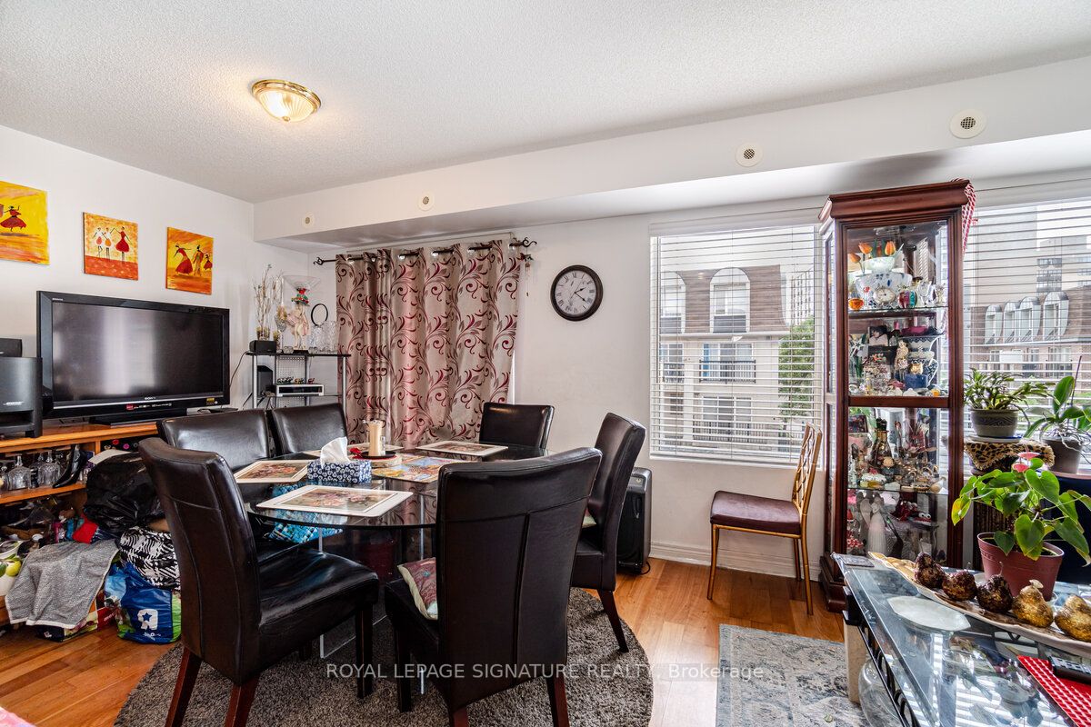 115 George Appleton Way, #2137