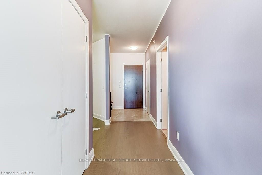 2480 Prince Michael Dr, #421