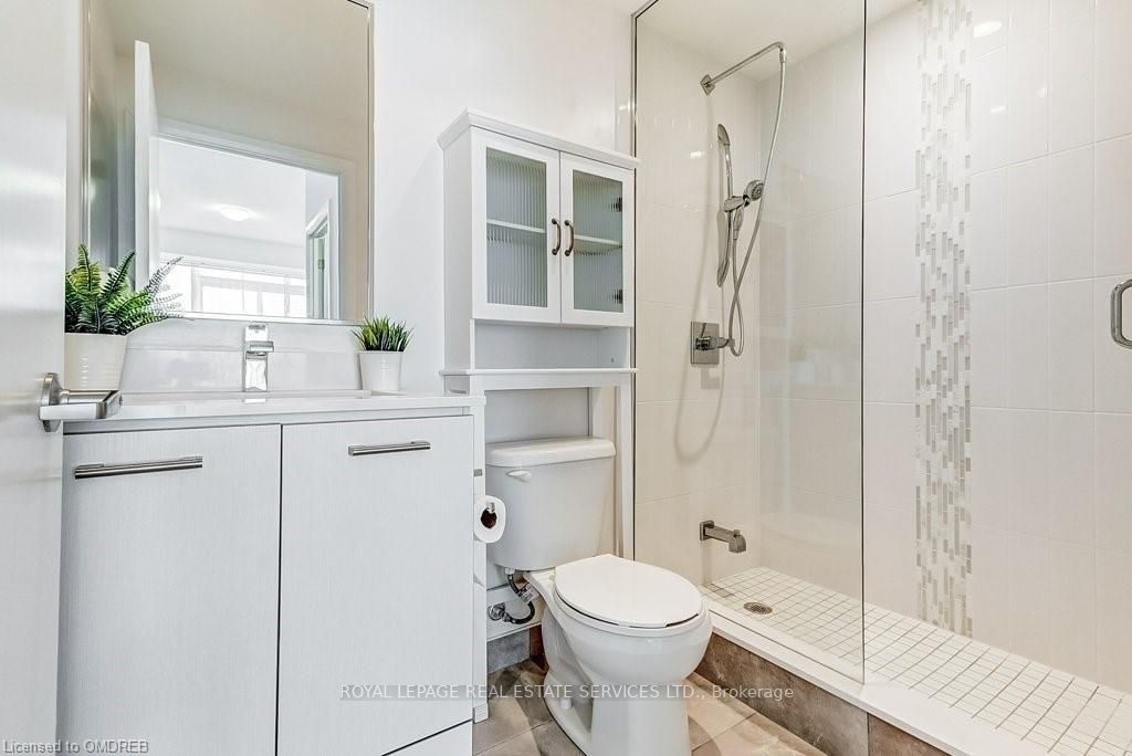 2480 Prince Michael Dr, #421