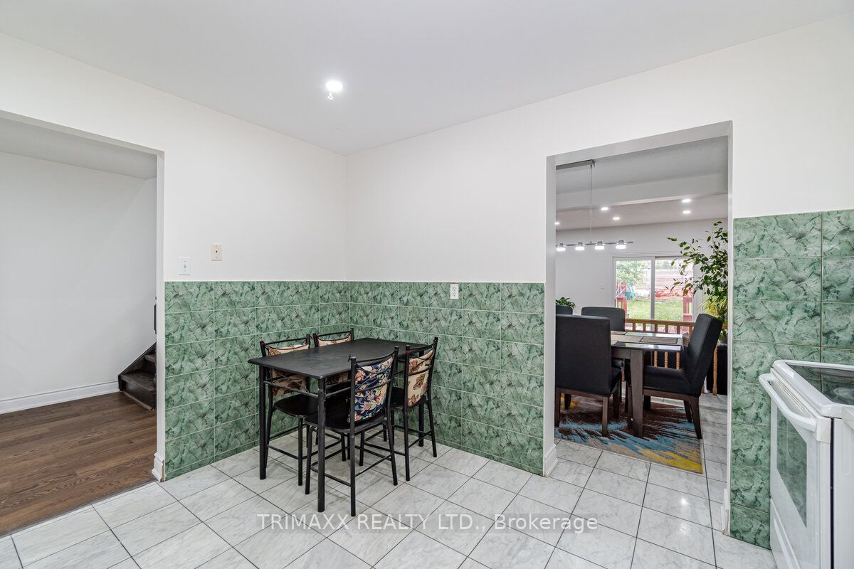 96 Banting Cres