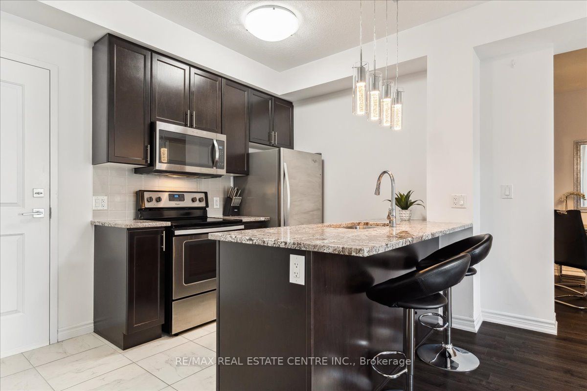 2490 Old Bronte Road, #726