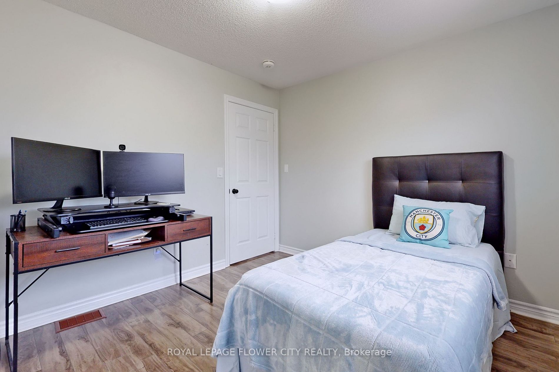 19 Dolly Varden Drive