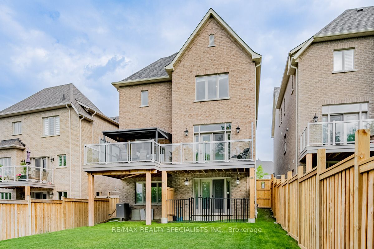 5 West Branch Drive