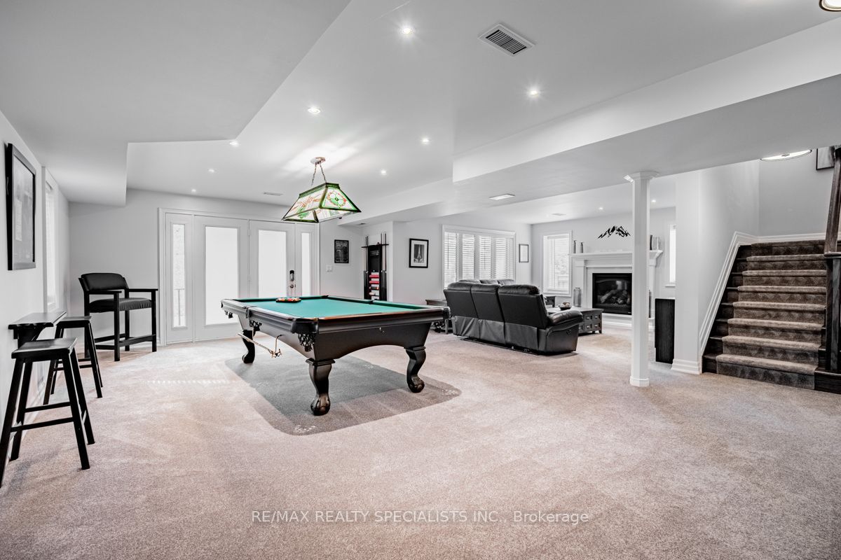 5 West Branch Drive