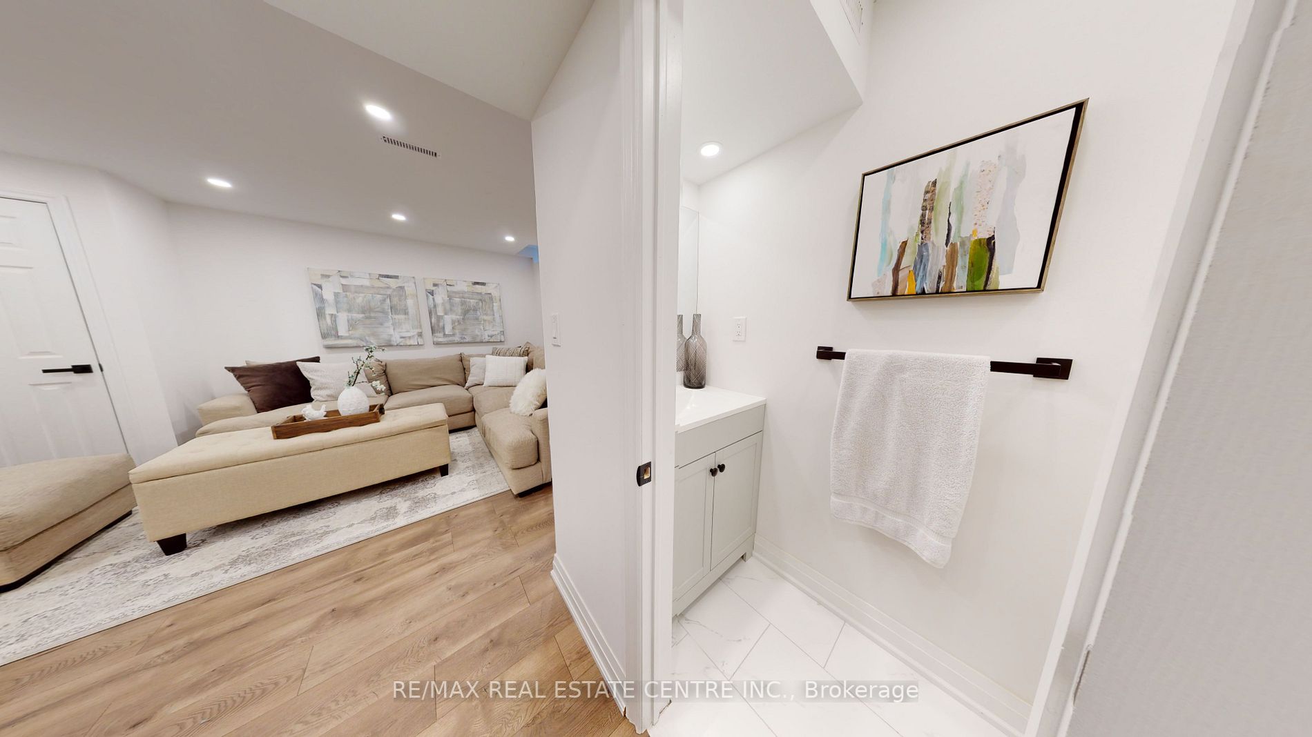 1116 Barr Crescent