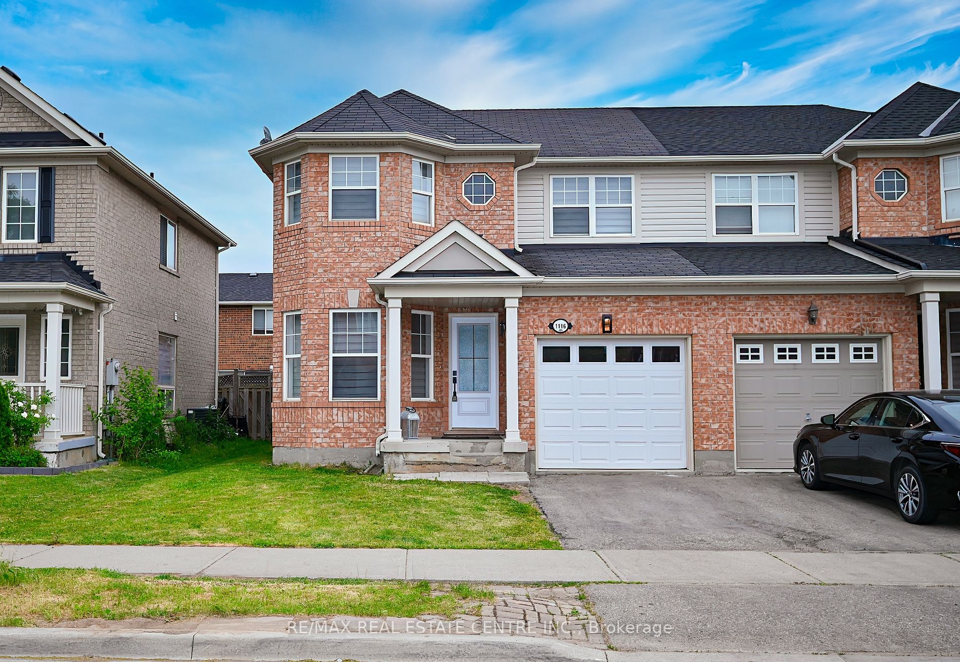 1116 Barr Crescent