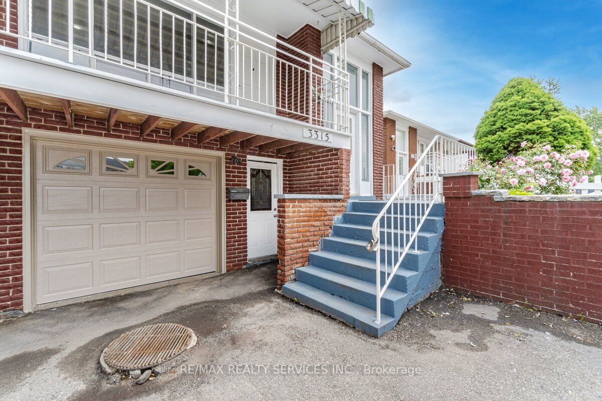 3315 Chipley Cres S