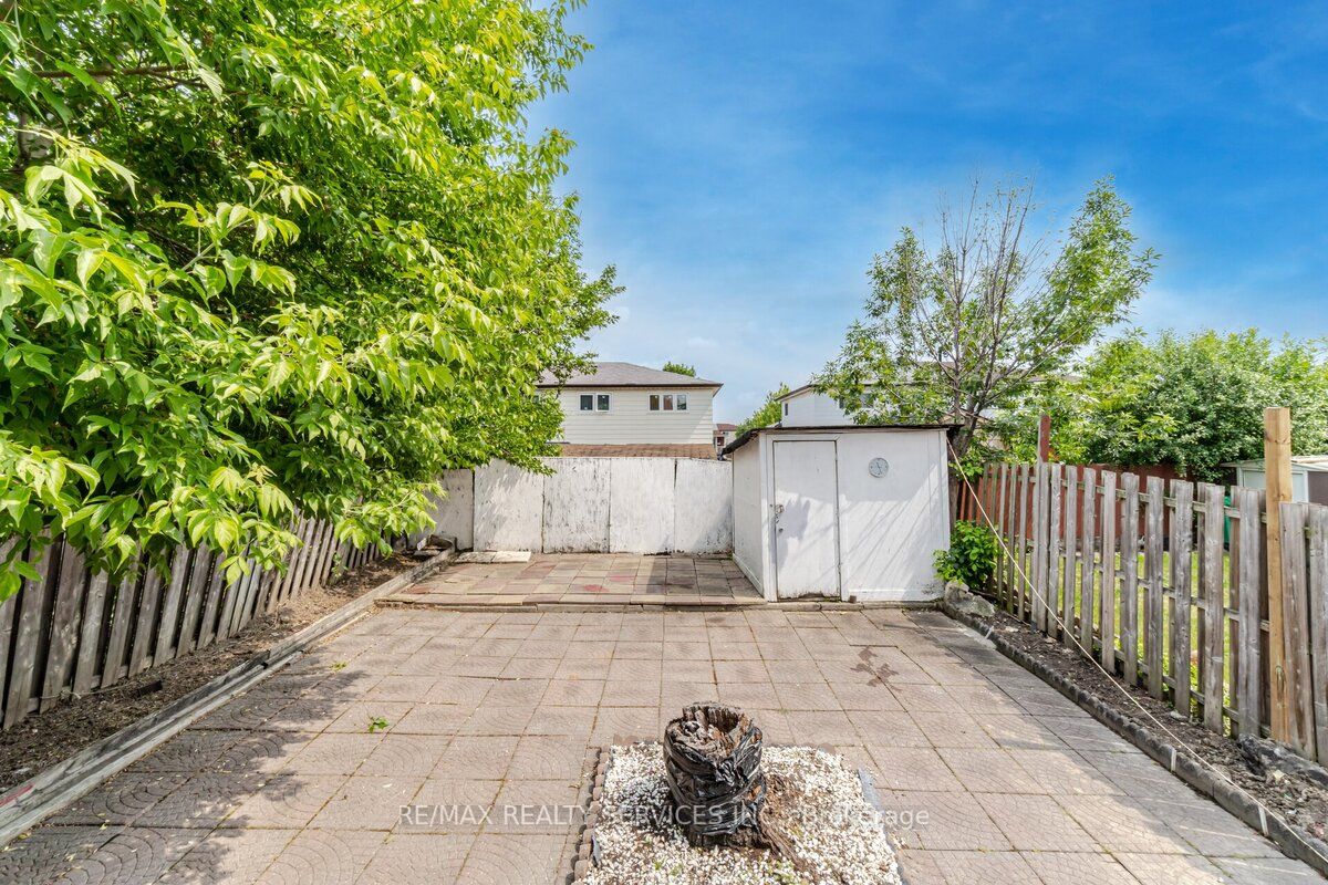 3315 Chipley Cres S