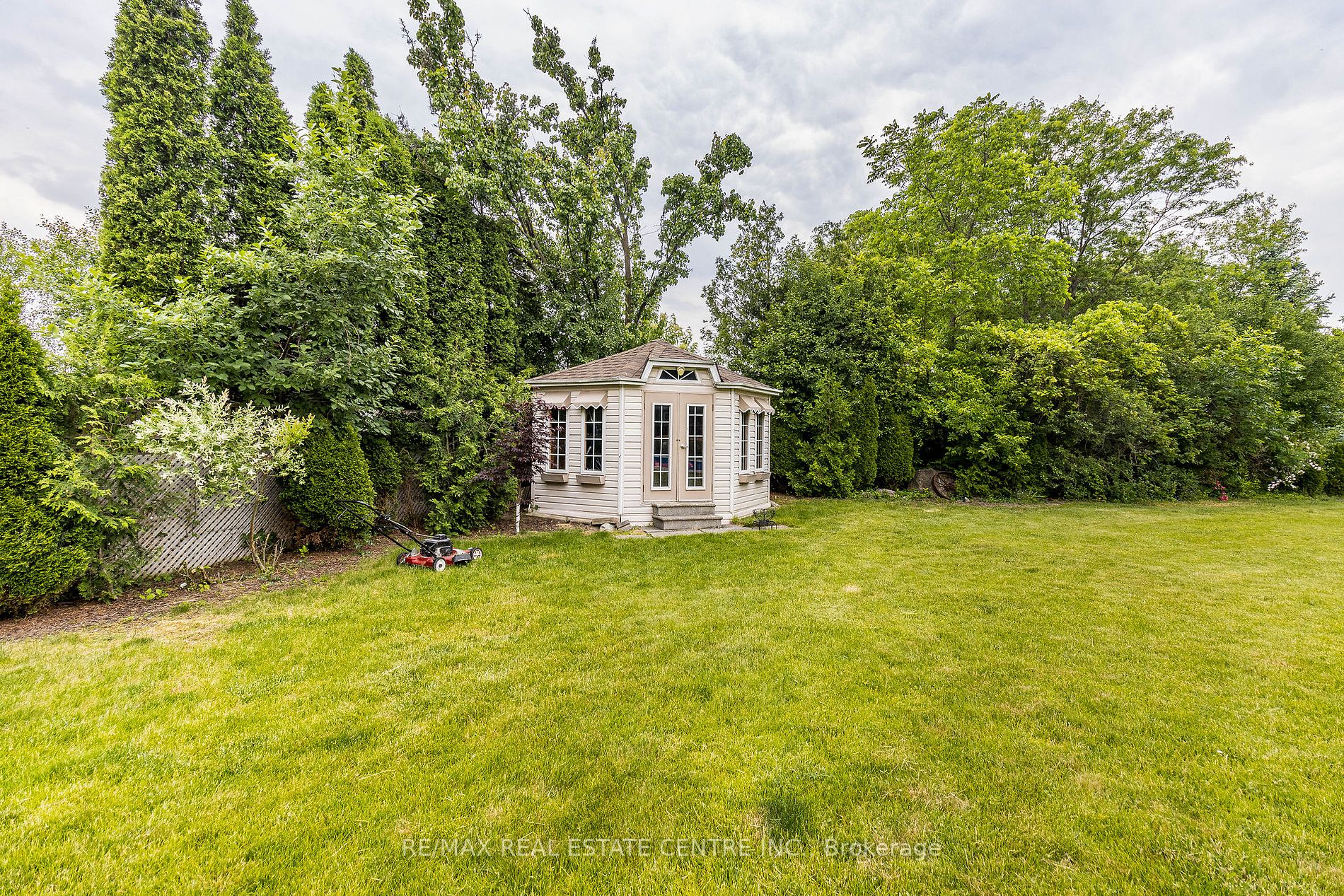 53 Samuel Crescent
