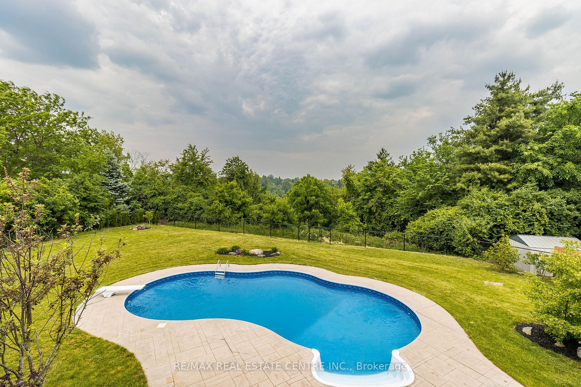 53 Samuel Crescent