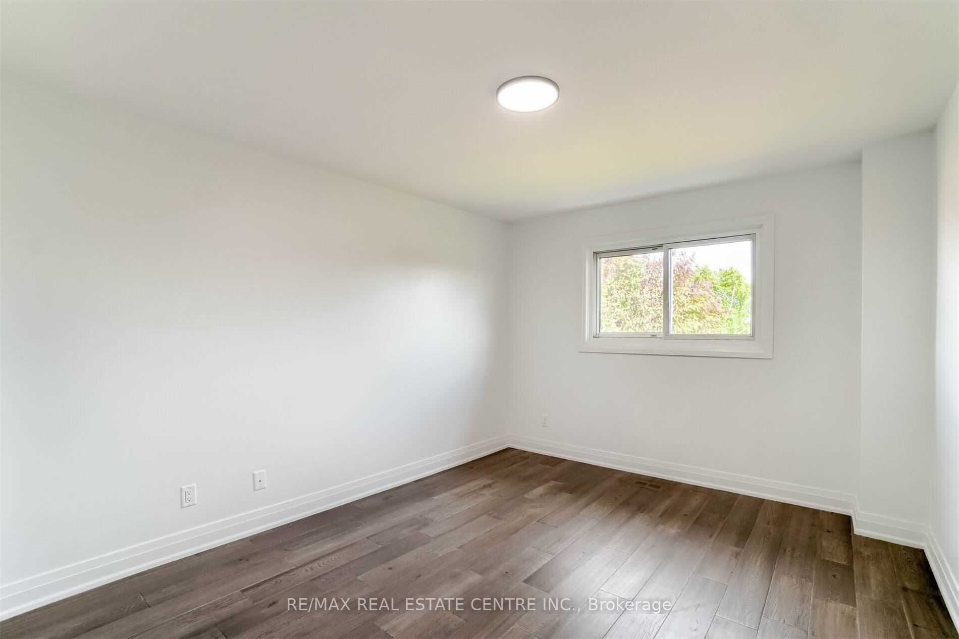 550 Meadows Blvd